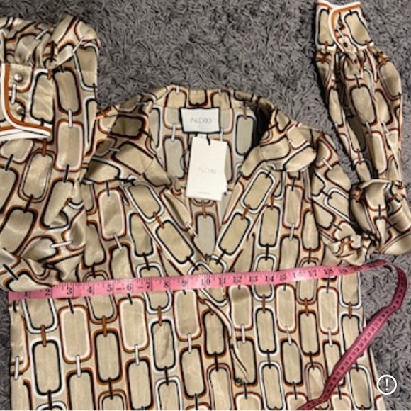 Alexis NEW Reyson Long Sleeve Chain Link Button Down Blouse Size L - Picture 16 of 16